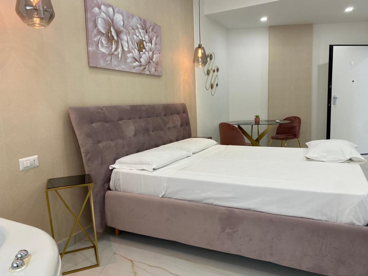 Chambre Lit King-Size avec Baignoire Spa