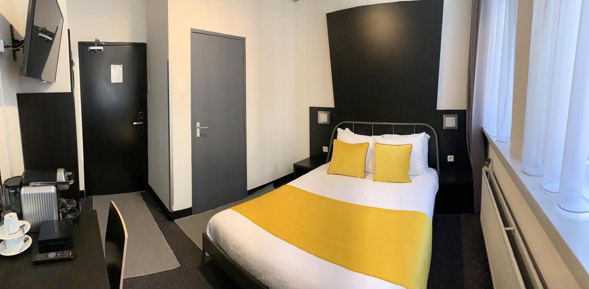 Small Double Room,1275325087:JPEG