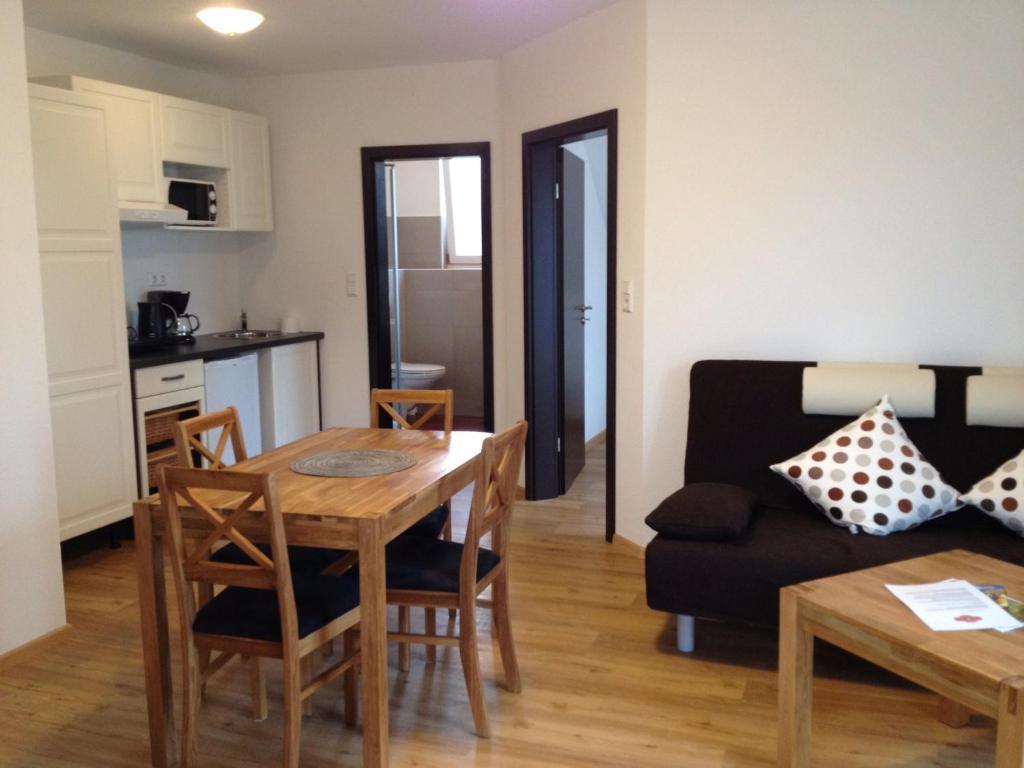 Superior Apartment 4,12897480:JPEG