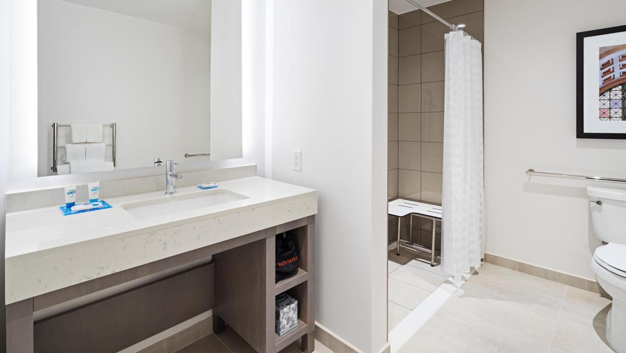 Den King Room Roll Shower Disability Access