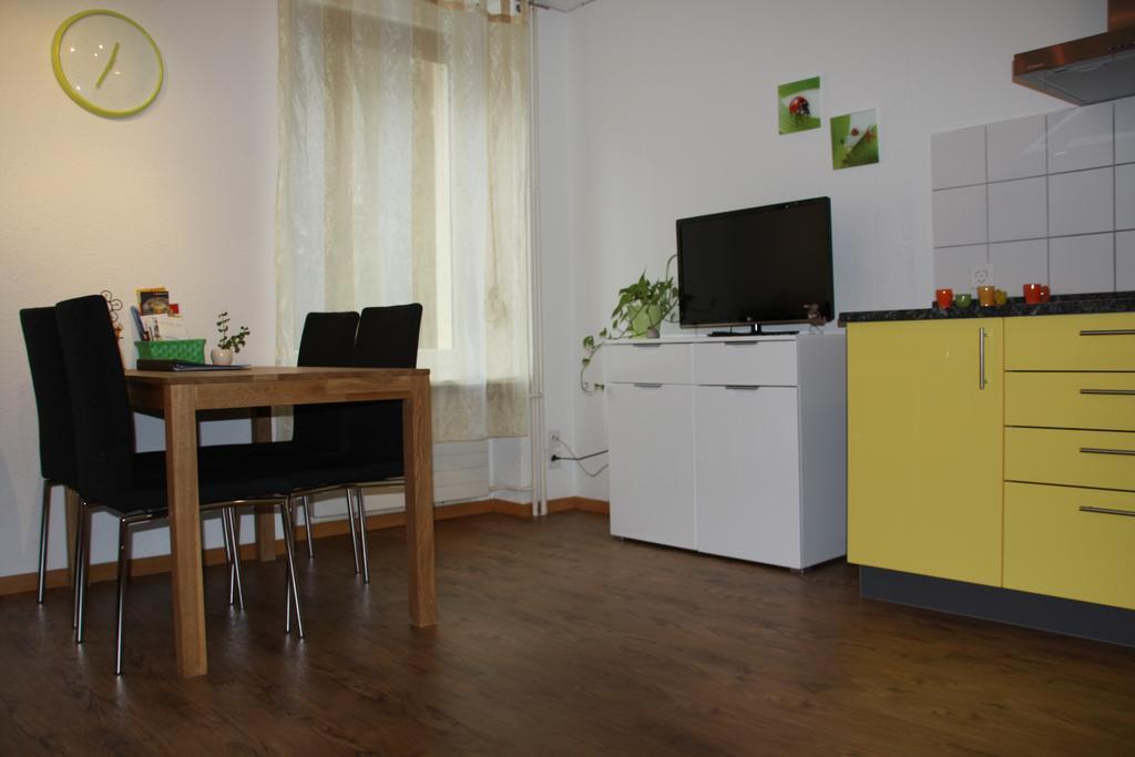 Studio Kitchenette,135912633:JPEG