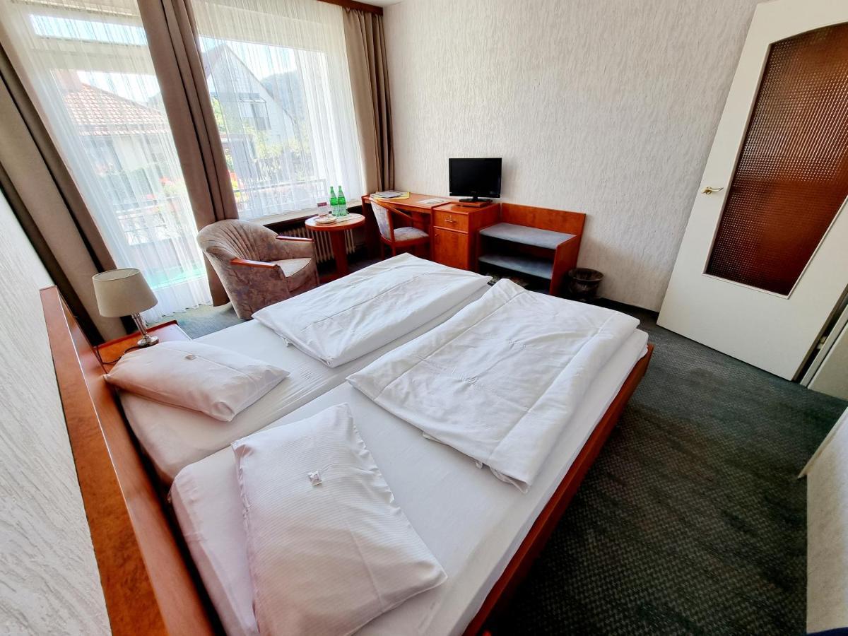 Budget Double Room,1293332965:JPEG