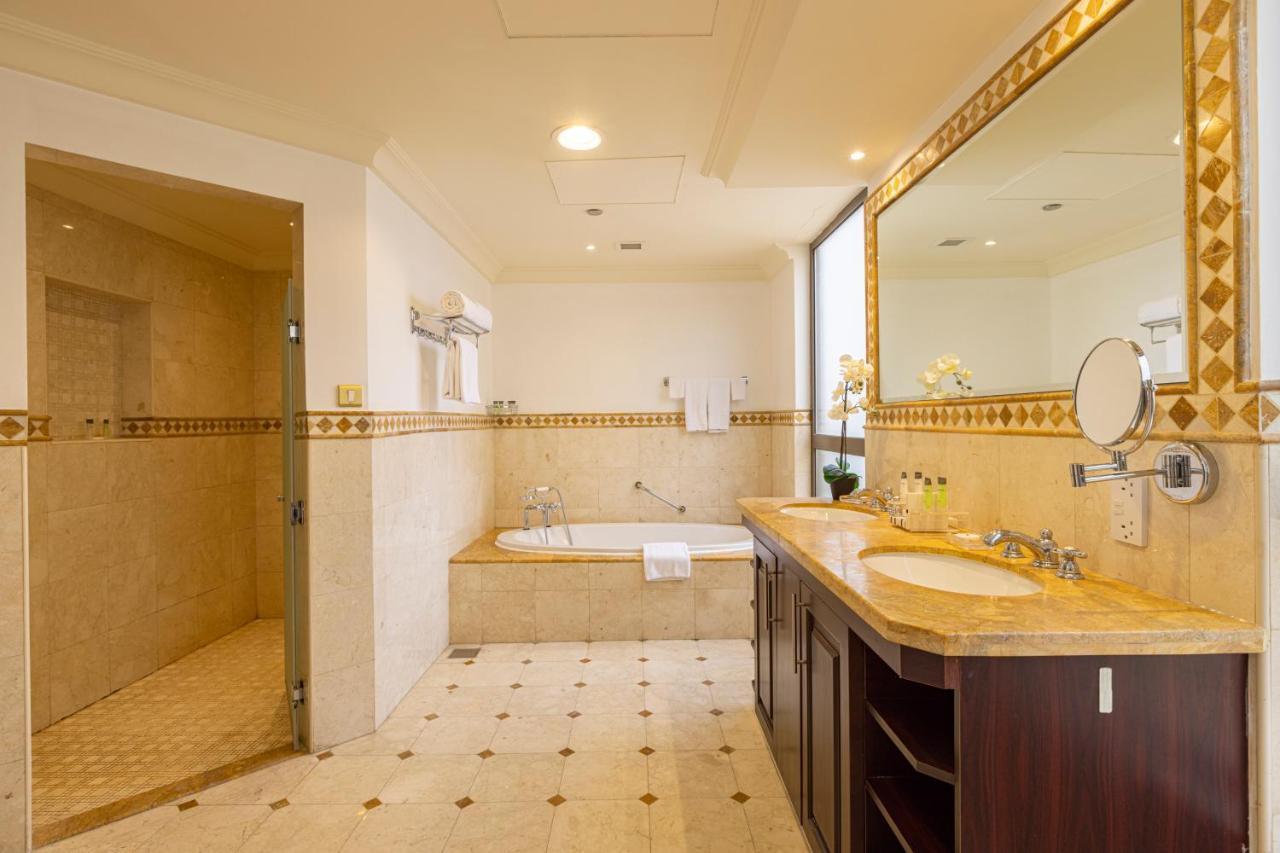 Penthouse Private Pool on F&B Just Steps from JBR Beach