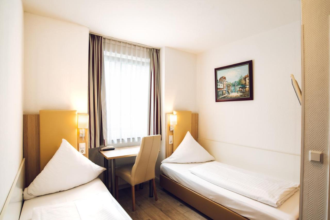 Classic Twin Room,752086862:JPEG