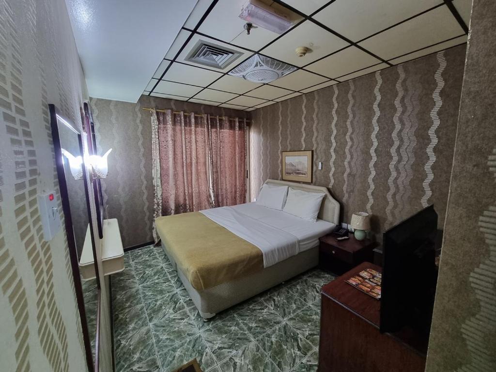 Double Room,1303279801:JPEG