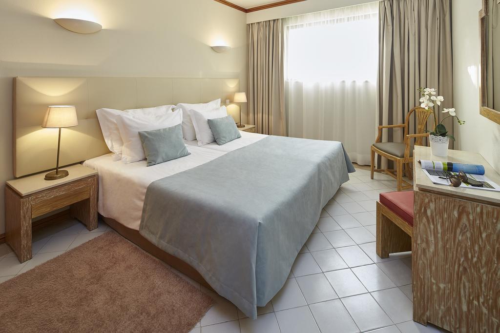 Apartamento com 1 Quarto