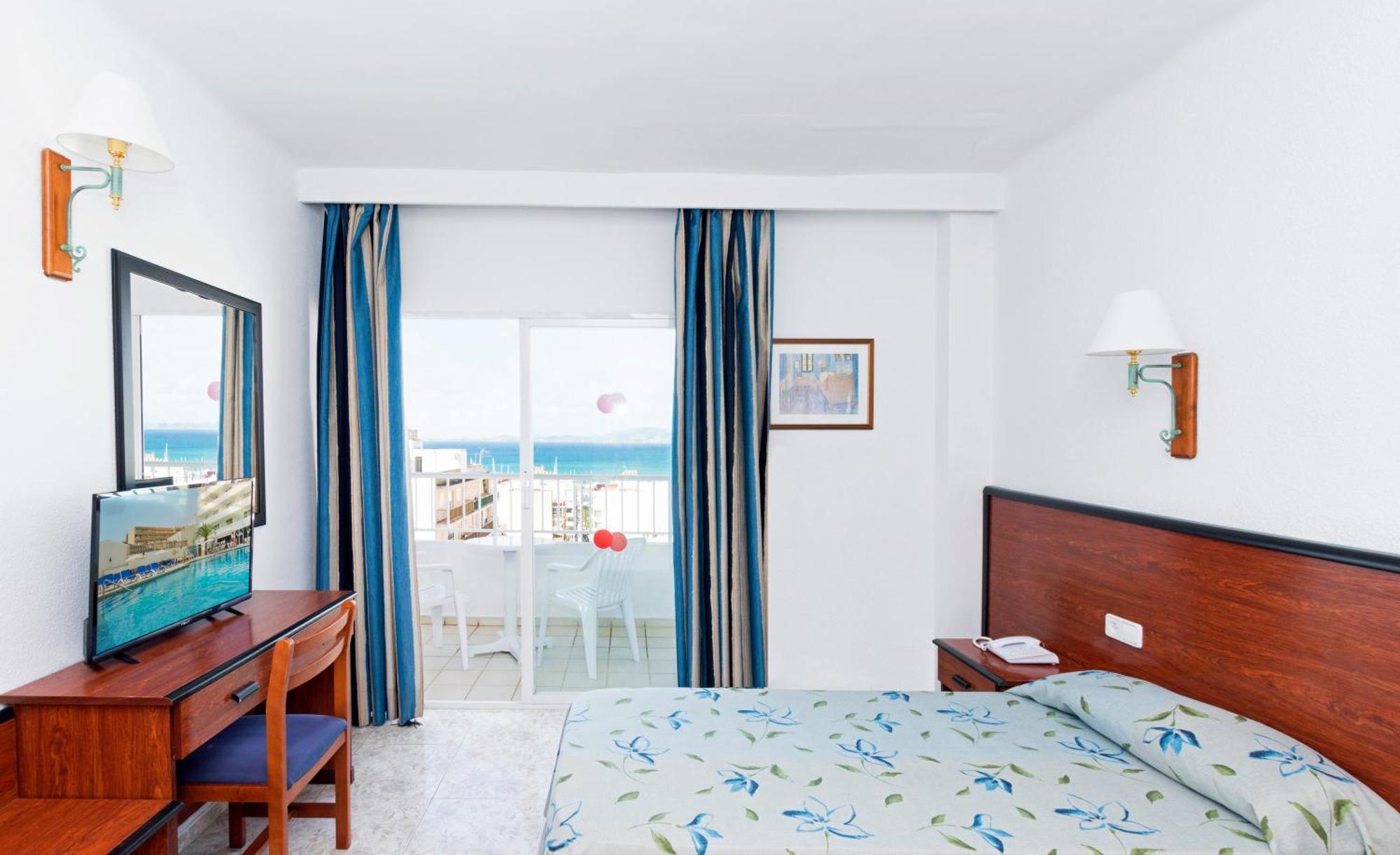 Double Room Pool View
