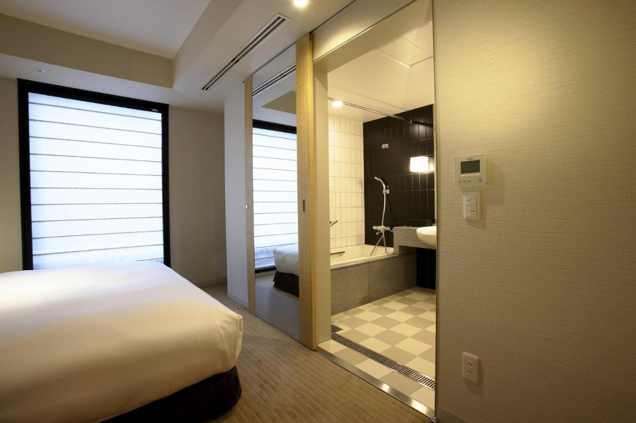 Deluxe King Room - Disability Access - Non-Smoking