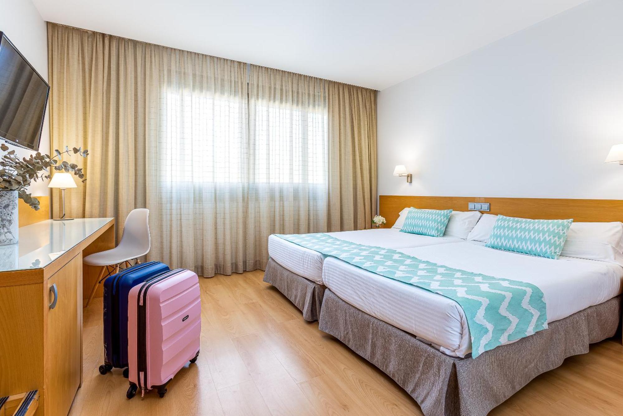 Twin Room,1516505578:JPEG