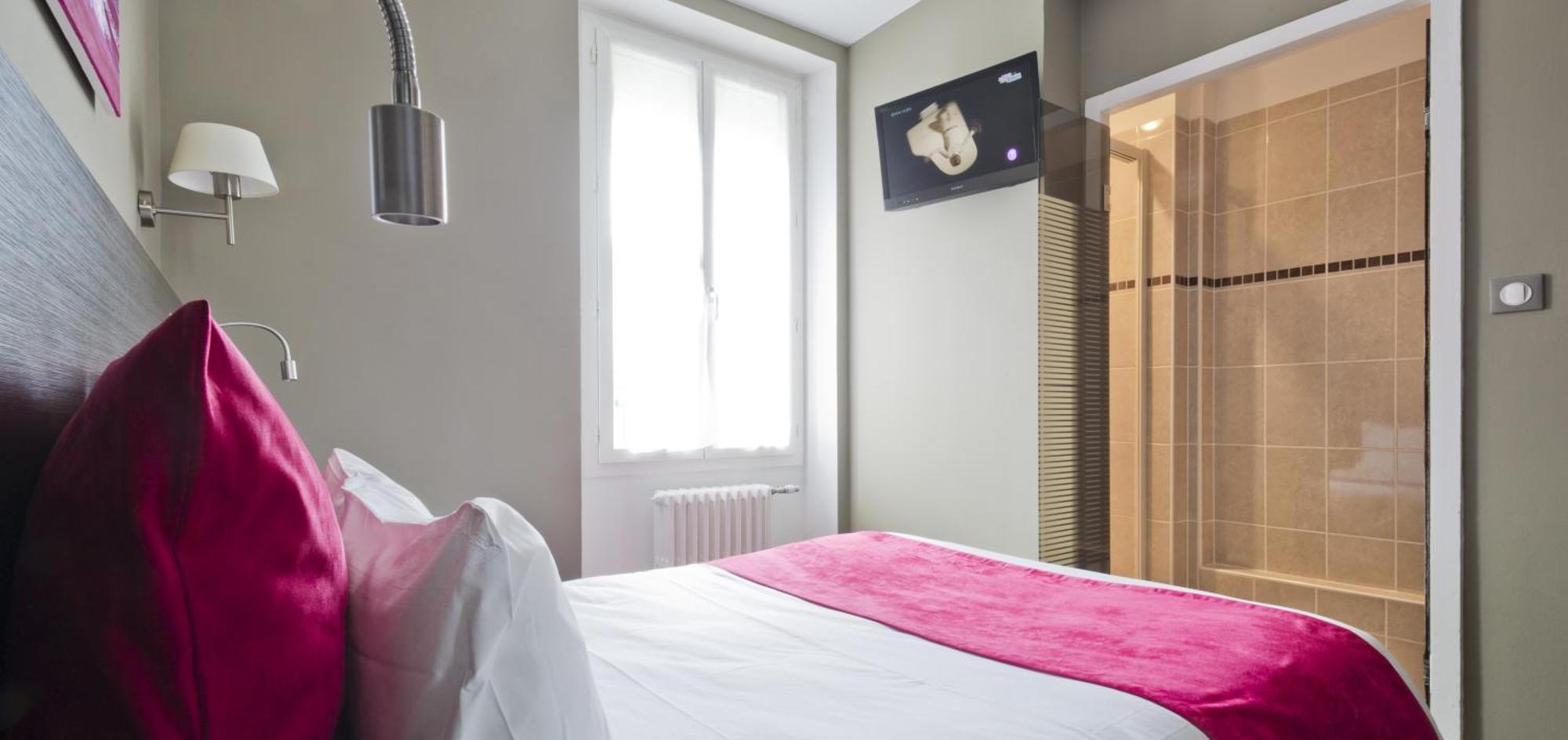 Classic Double Room,1280799259:JPEG