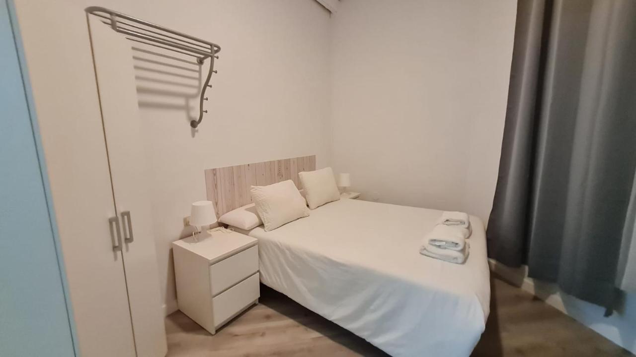 Single Room with Private Bathroom,225110267:JPEG