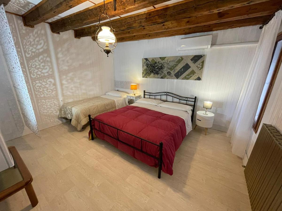 Quarto Deluxe com Cama de Casal ou 2 de Solteiro e Vista da Cidade