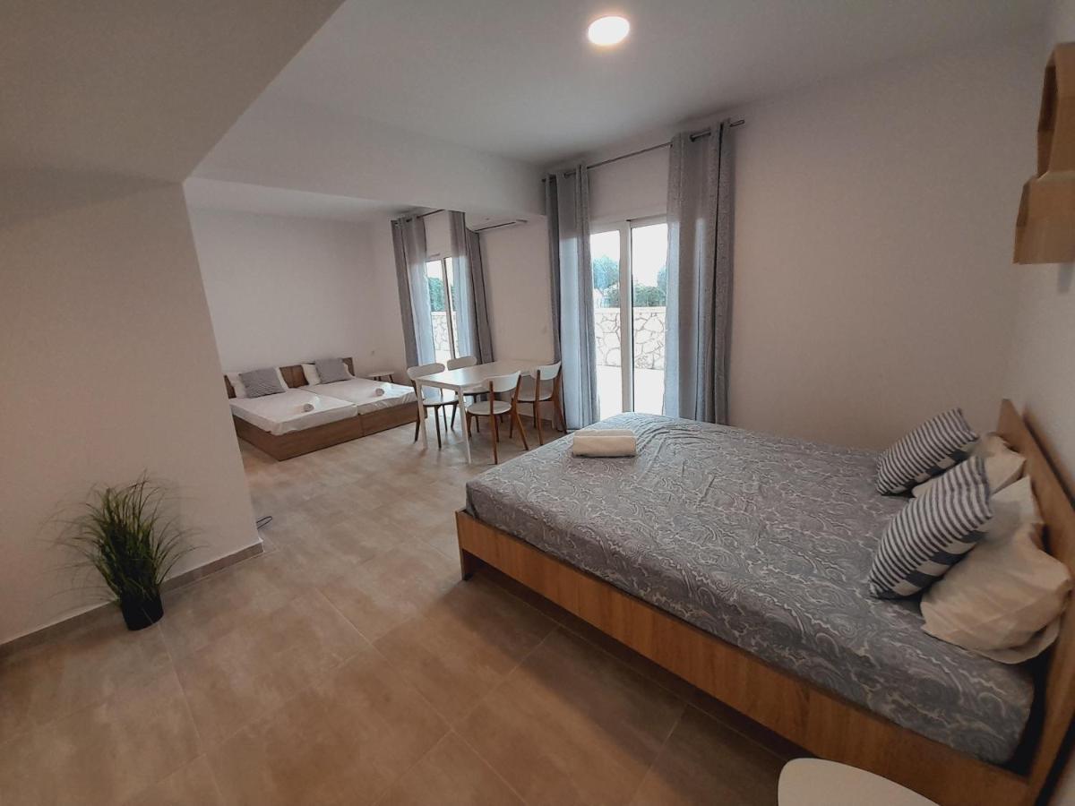 Apartamento con terraza