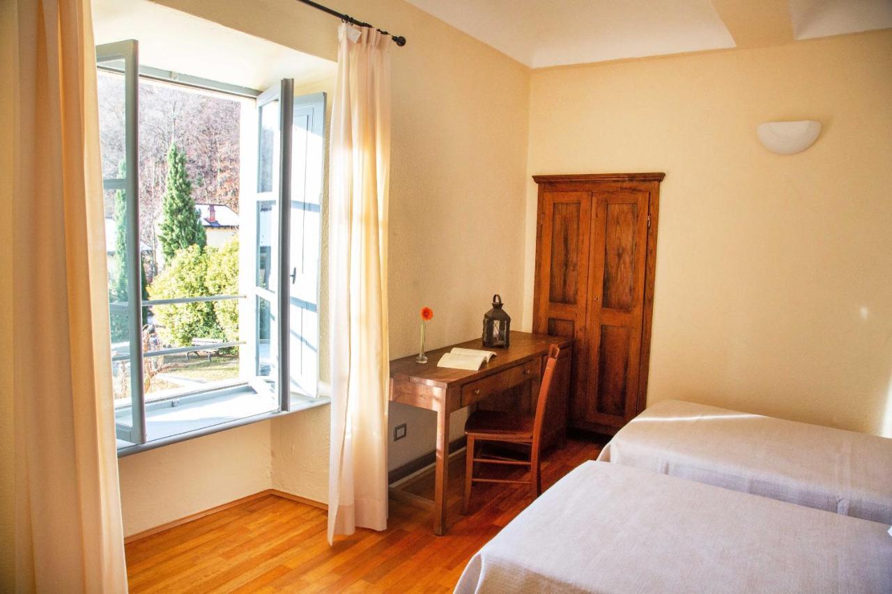 Camera Matrimoniale con Letto Supplementare
