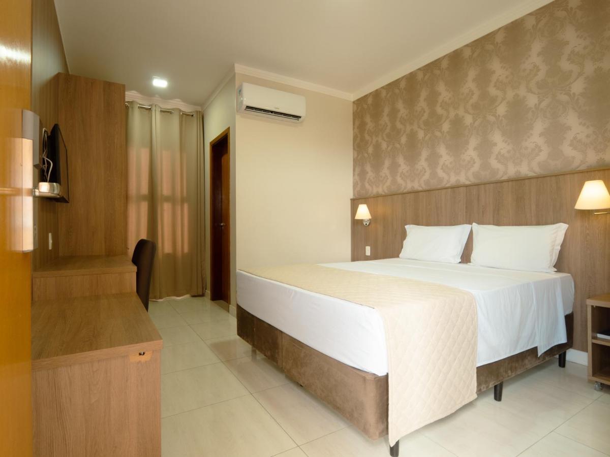 Quarto Duplo Standard
