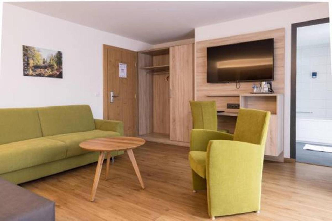 Quadruple Room with Mountain View