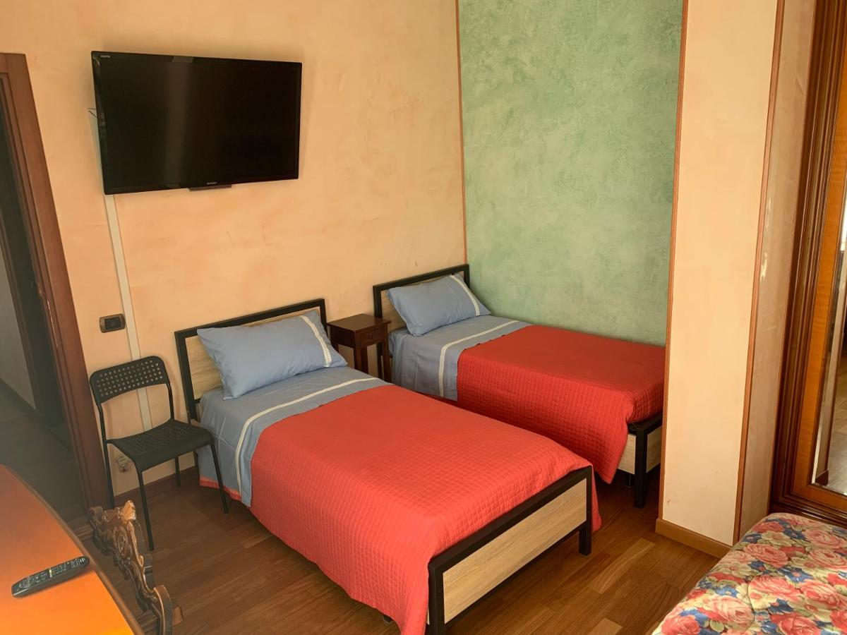 Quadruple Room Private Bathroom
