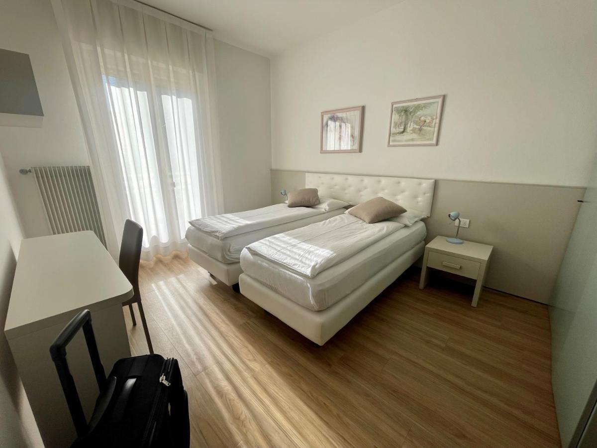 Double or Twin Room Balcony,1348073516:JPEG