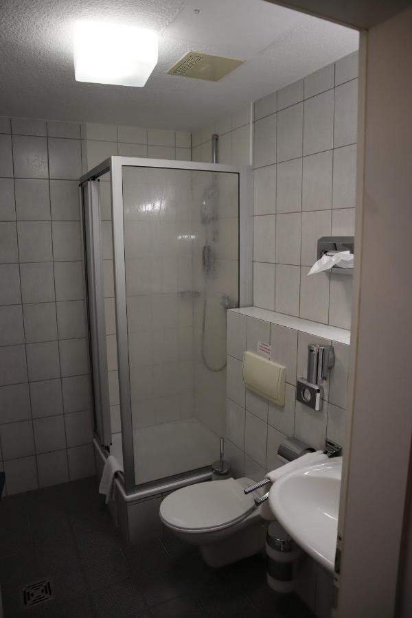 Economy Single Room