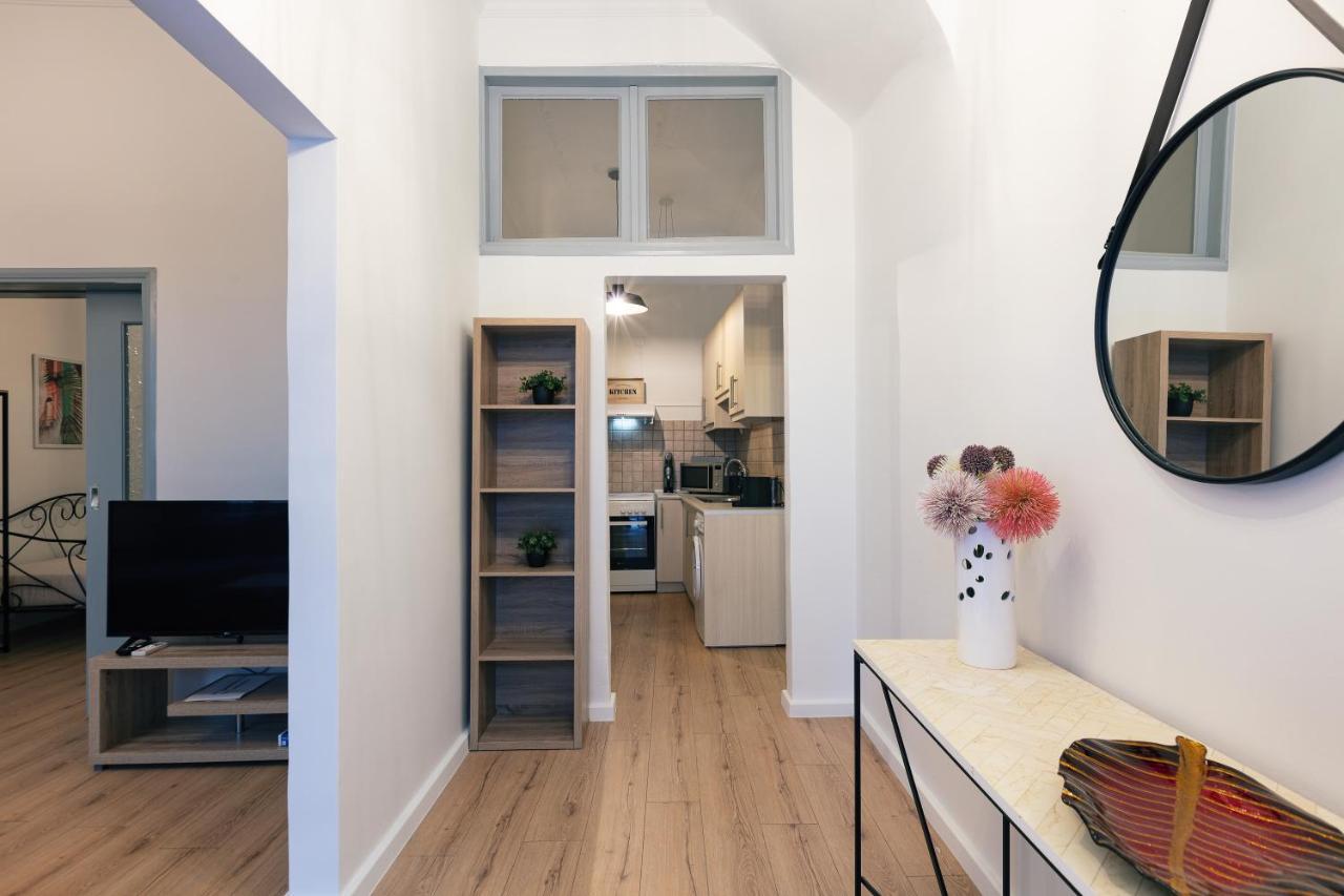 Superior Two-Bedroom Apartment Old Town View
