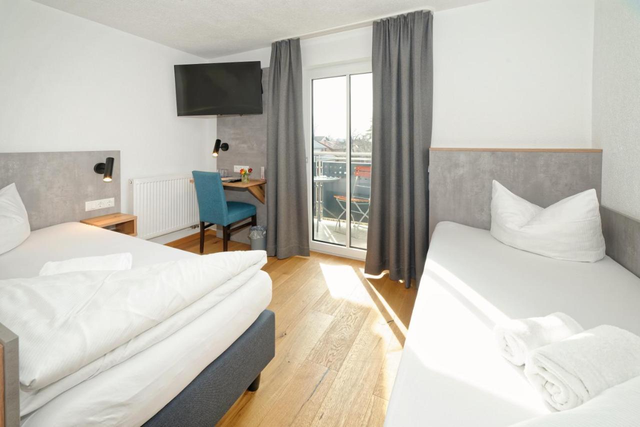 Standard Double or Twin Room,1365455222:JPEG