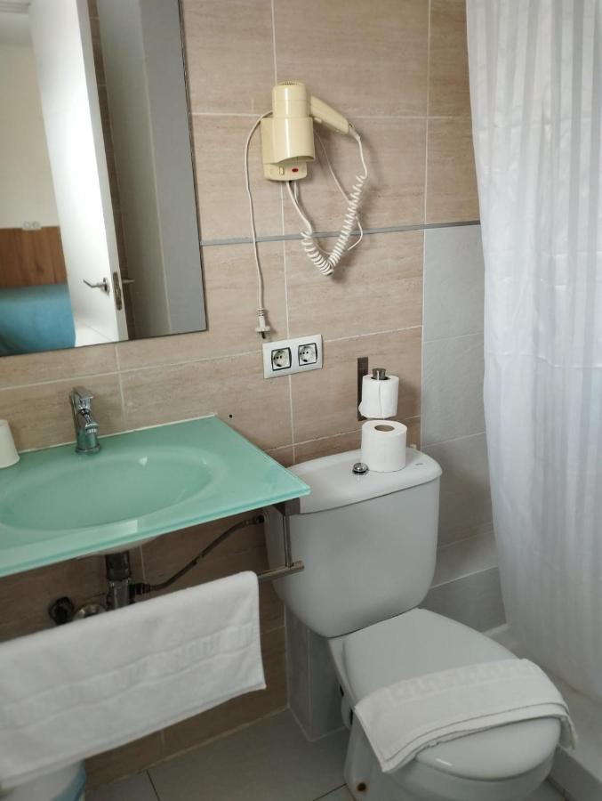 Basic Triple Room