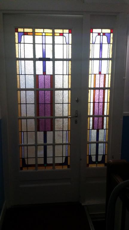 Quarto Individual com Banheiro Privativo Externo