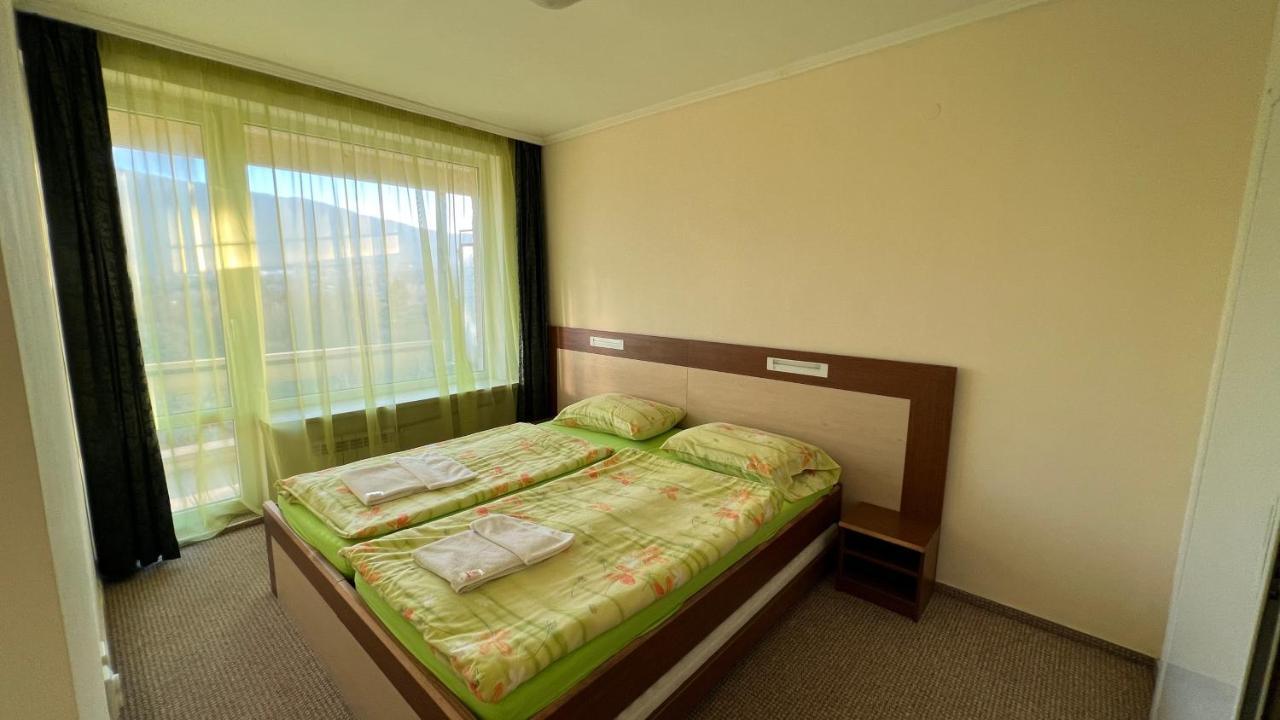 Deluxe Superior Suite with Balcony and mountain view