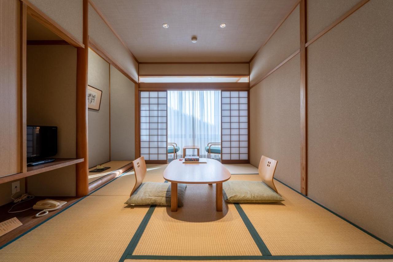 Japanese-Style Twin Room,1387207565:JPEG