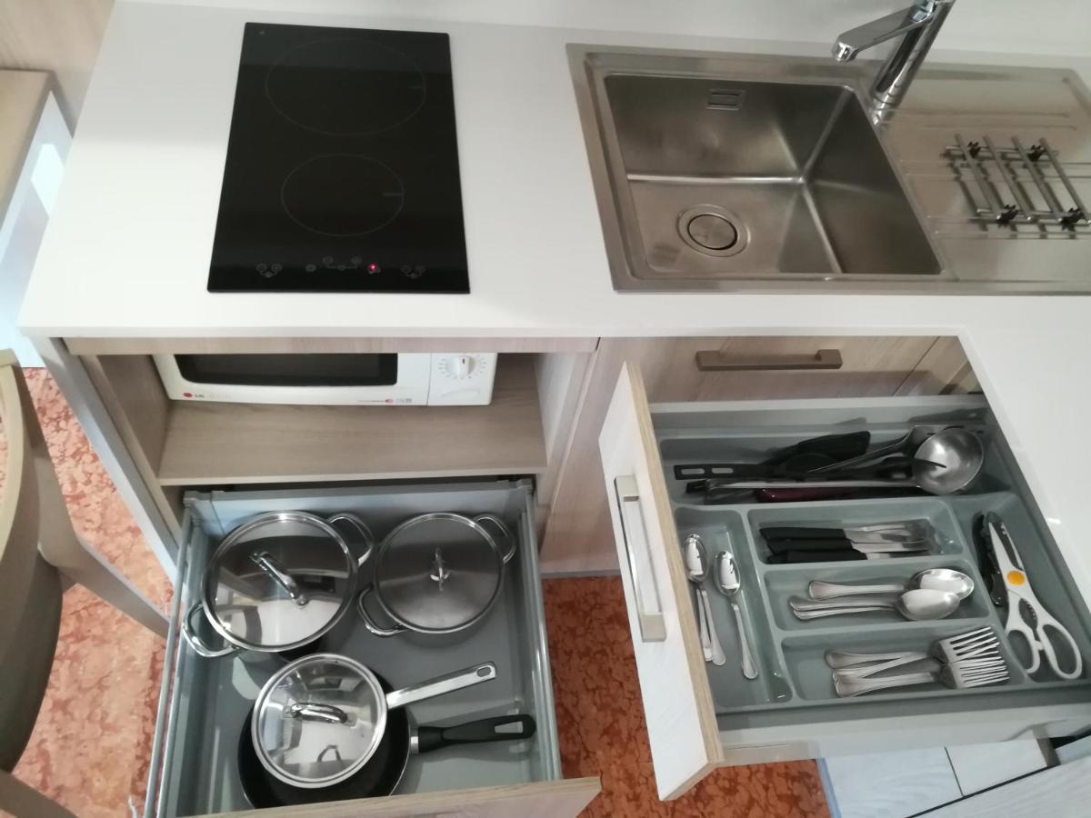 Superior One-Bedroom Apartment,1394475467:JPEG