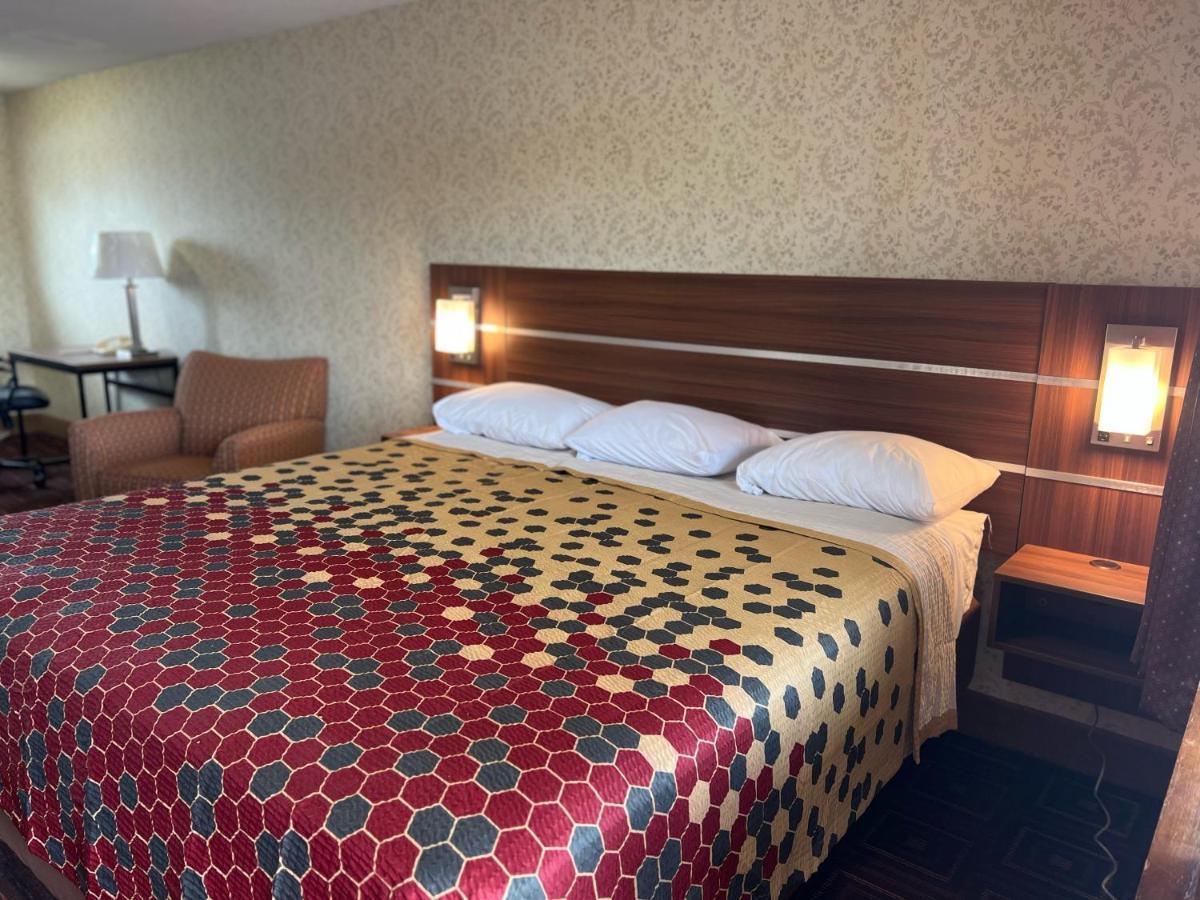 King Room - Non-Smoking