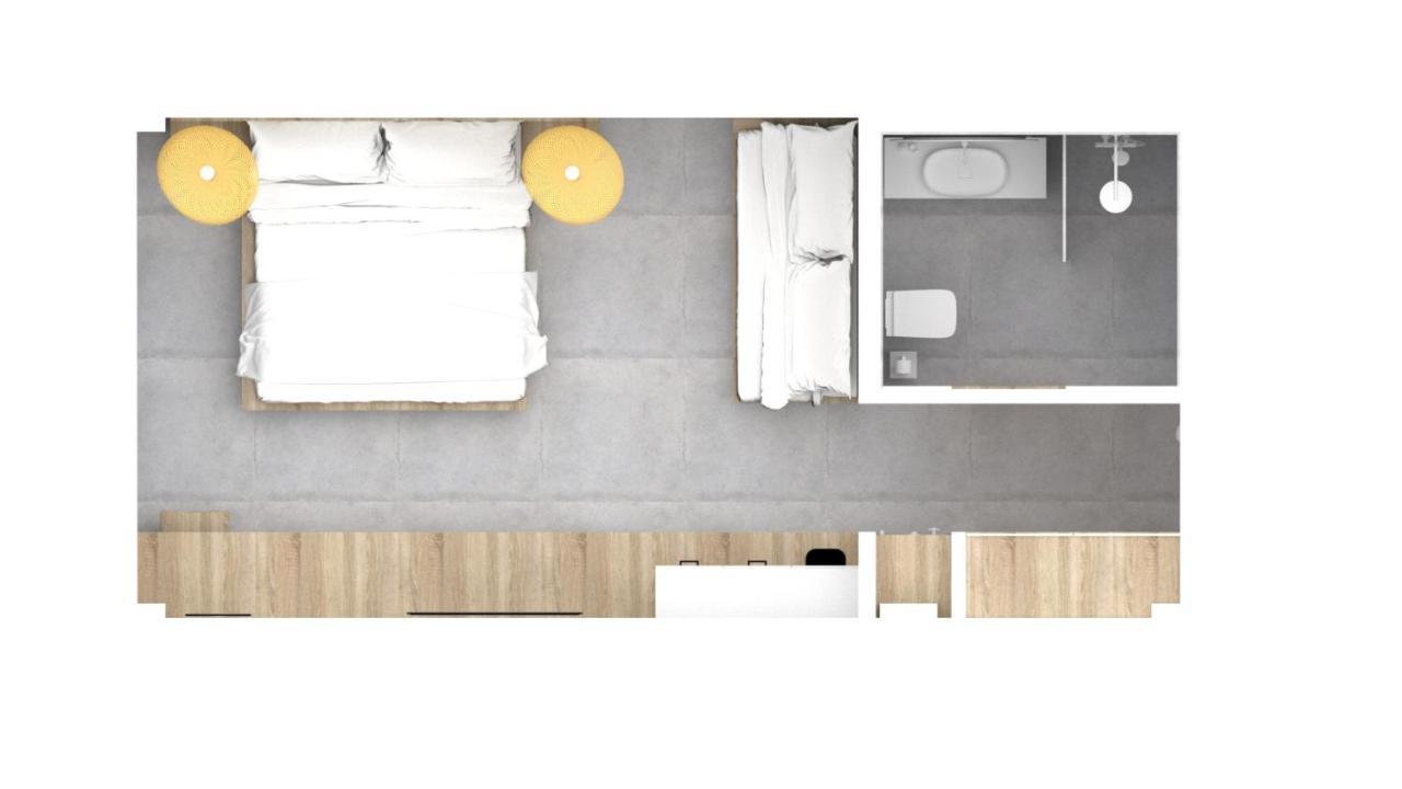 Deluxe Triple Room Sea View