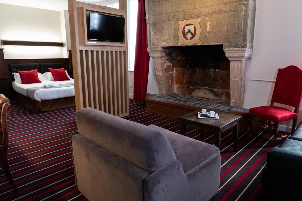 Superior Triple Room with Castle View,1404351059:JPEG