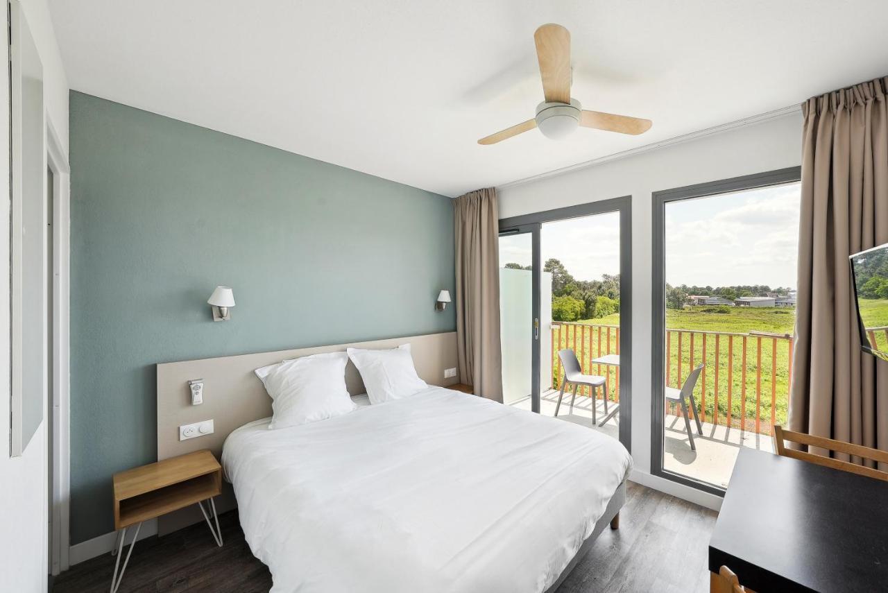 Appartement Économique avec Lit Double et Canapé-Lit