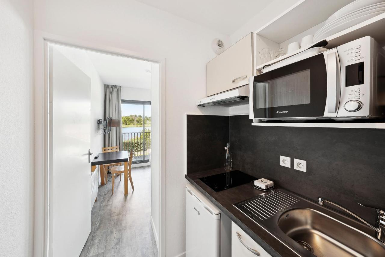 Comfort Studio One Double Bed or Two Single Beds Lake Side