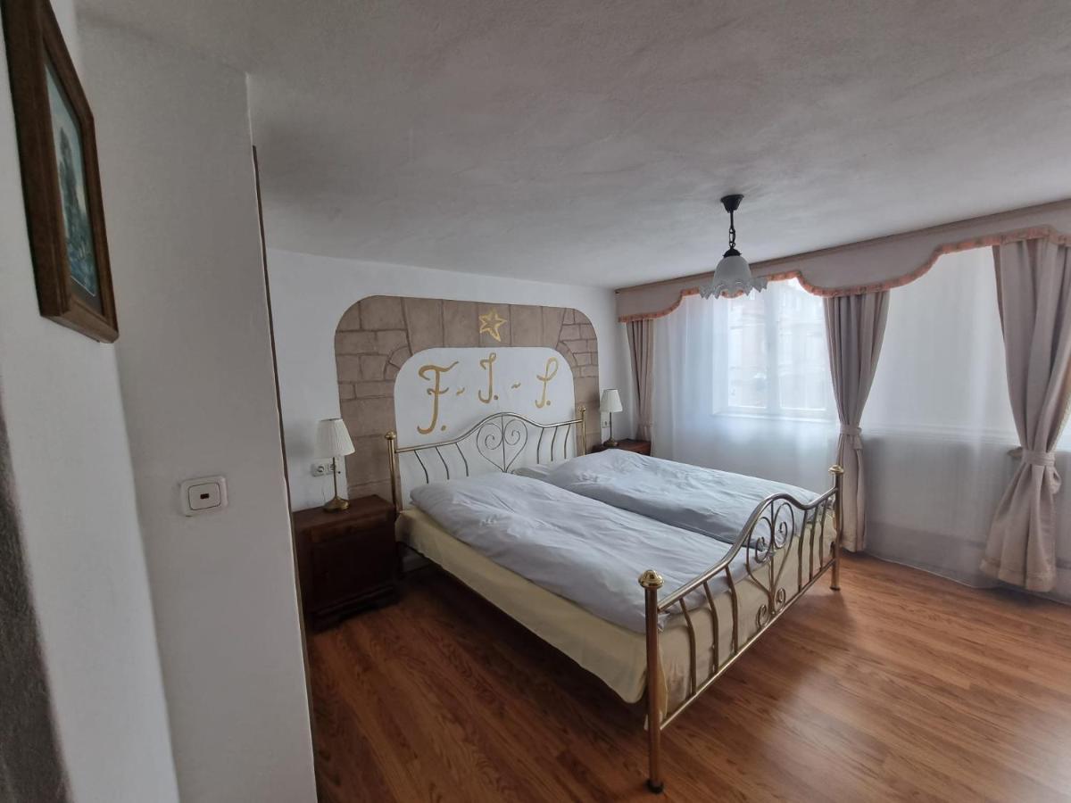 Standard Double Room,1408438544:JPEG