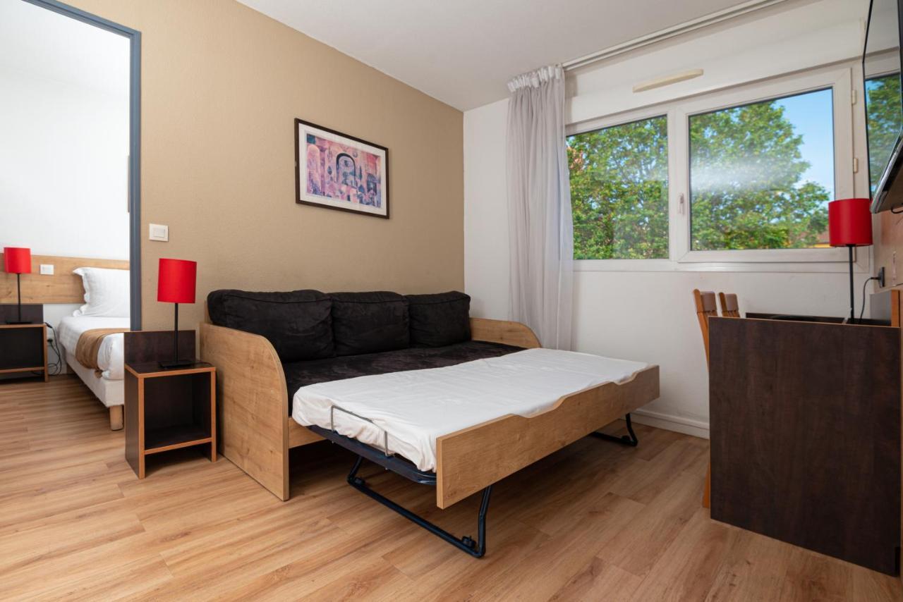 Apartment (4 Single Beds),1416898920:JPEG