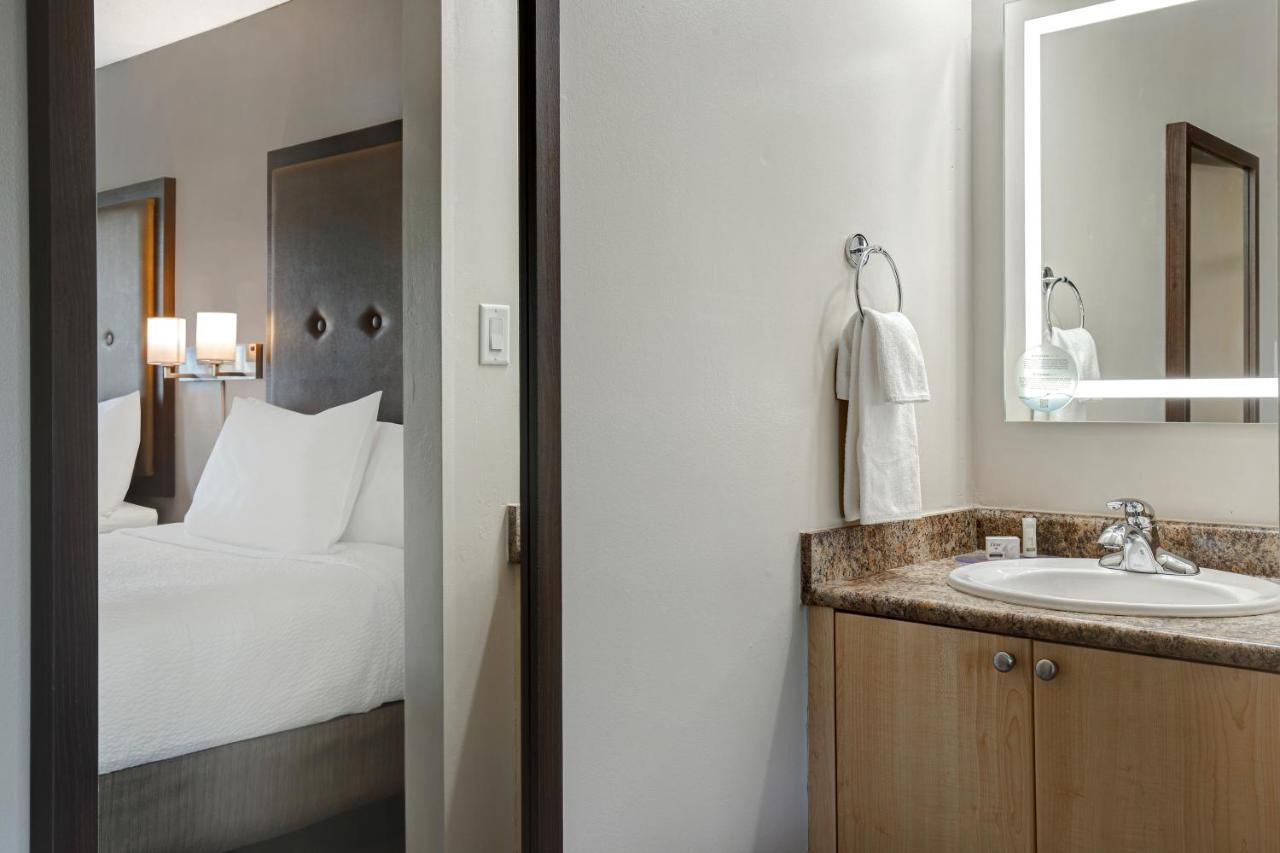 Double Room Two Double Beds Non-Smoking