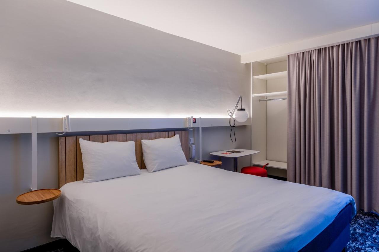 Standard One Double Bed,1428484228:JPEG