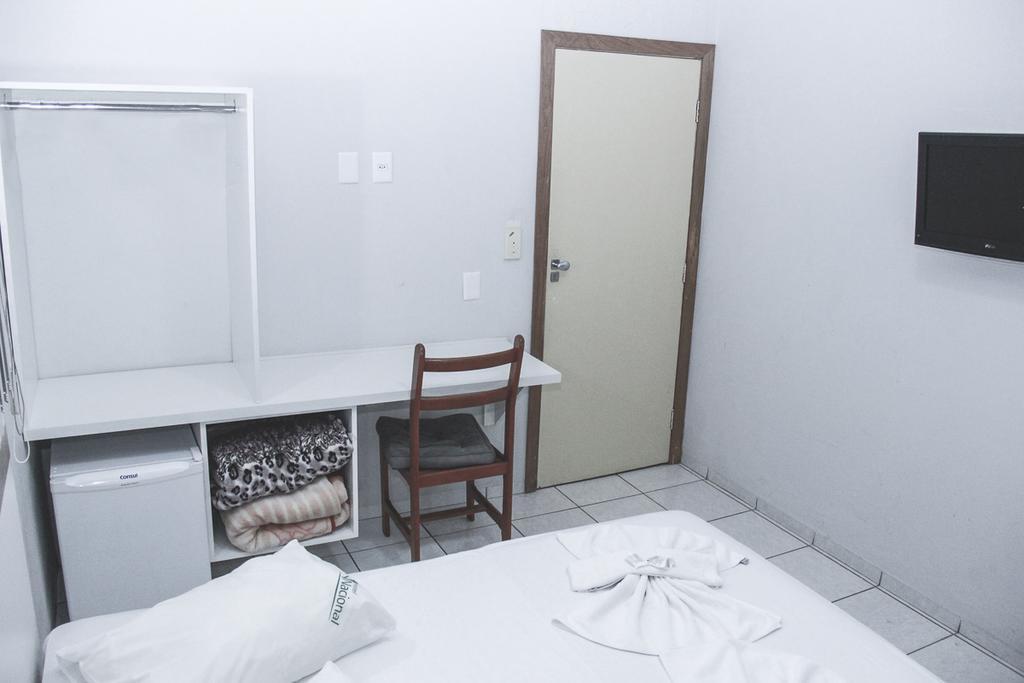 Quarto Duplo com Cama Extra