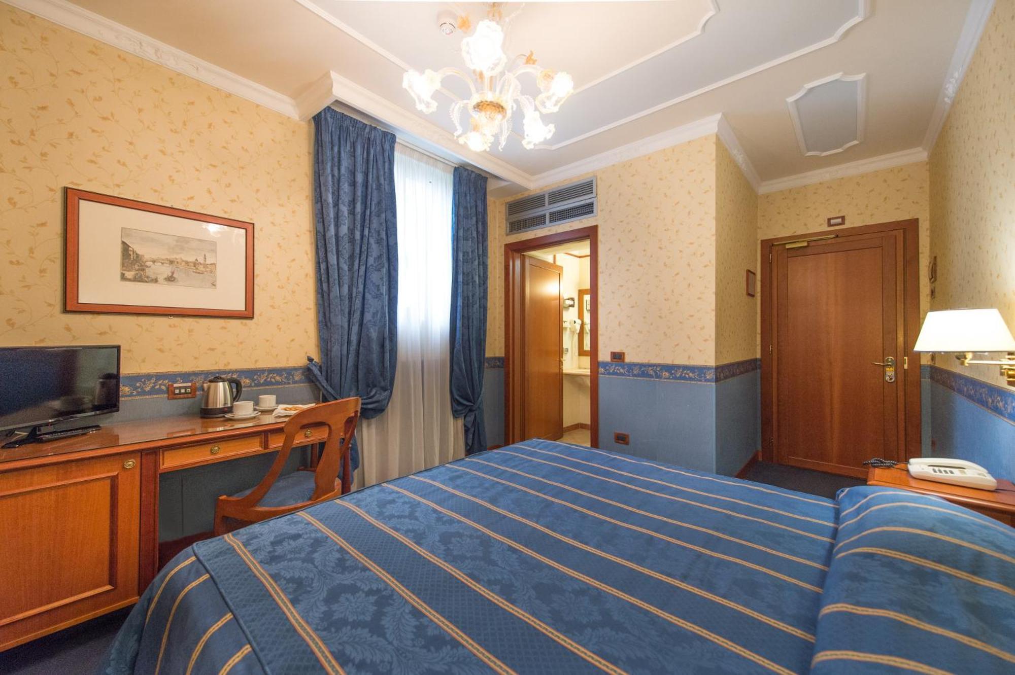 Queen Room Disability Access