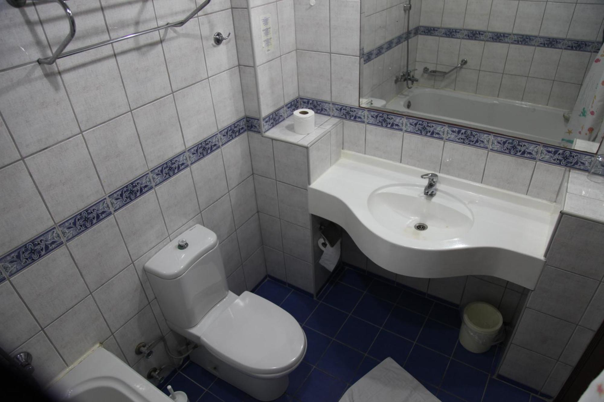 Standard Single Room,1433671195:JPEG