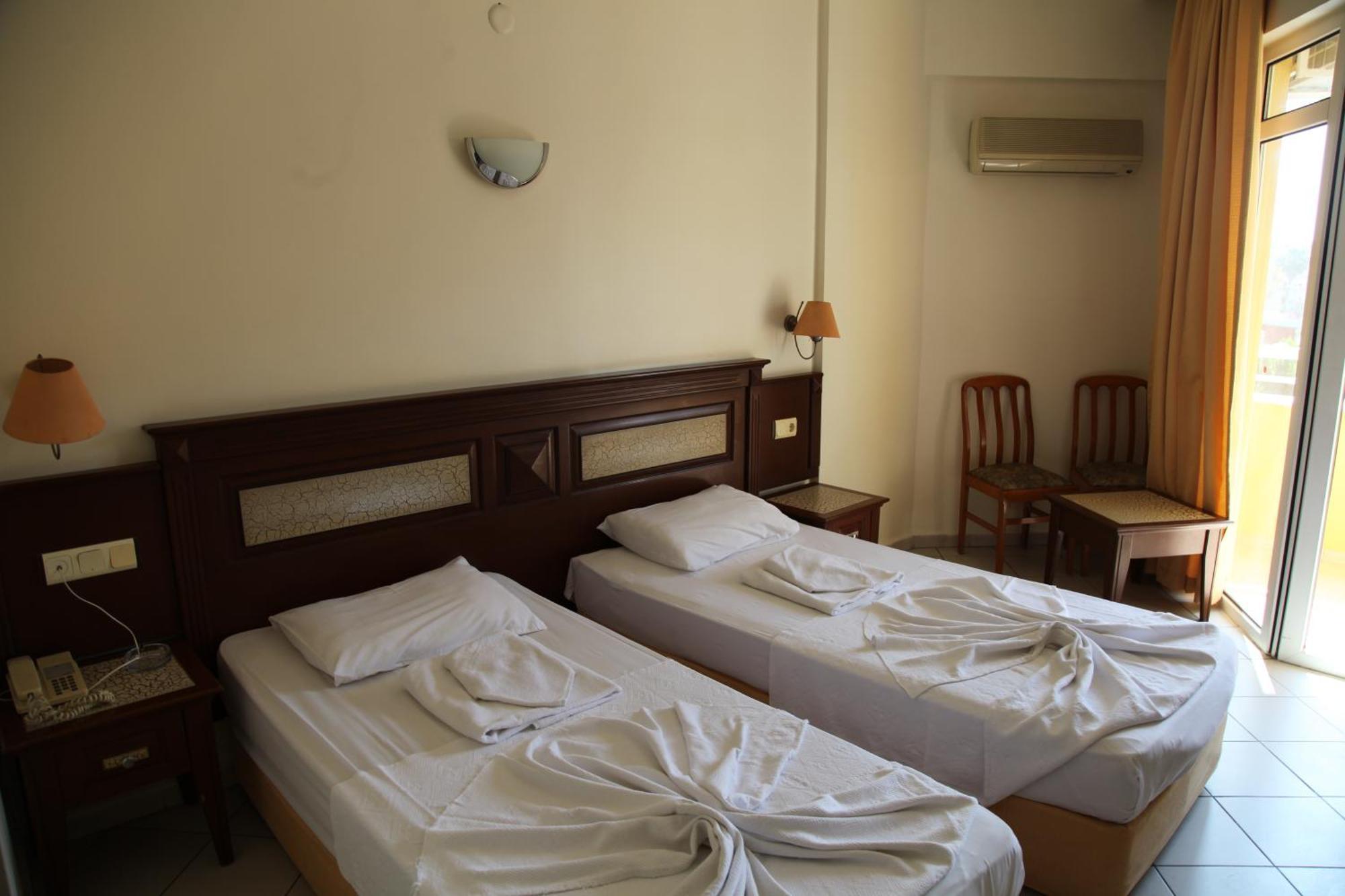 Standard Single Room,1433670685:JPEG