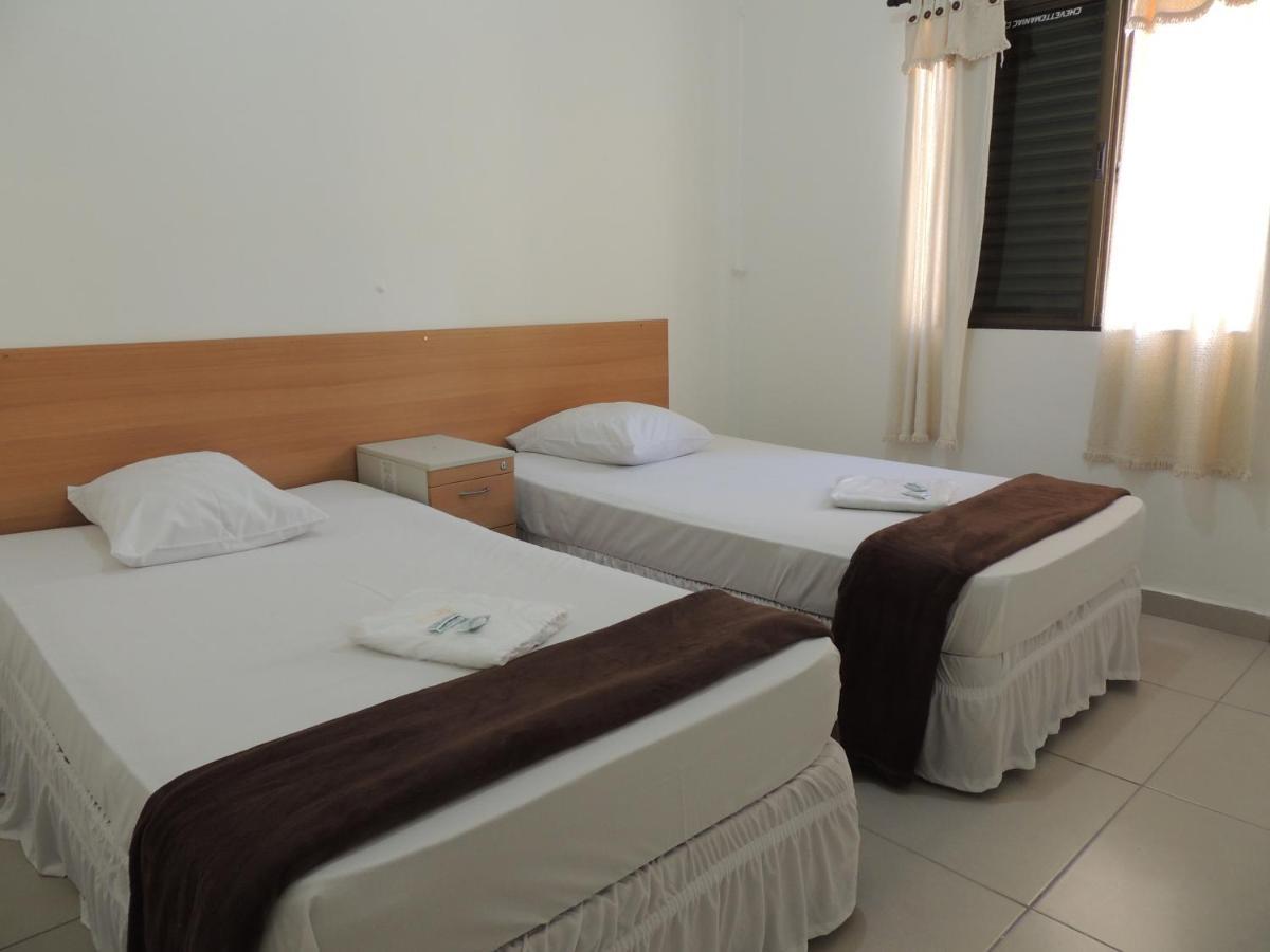 Quarto Superior com 2 Camas de Solteiro