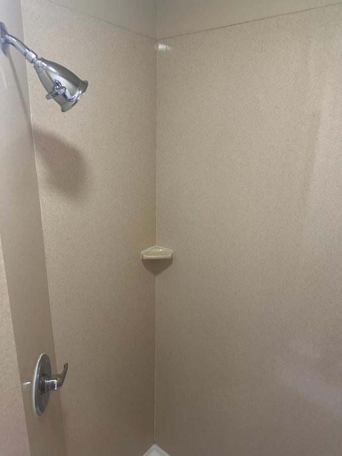 King Room,1498572487:JPEG