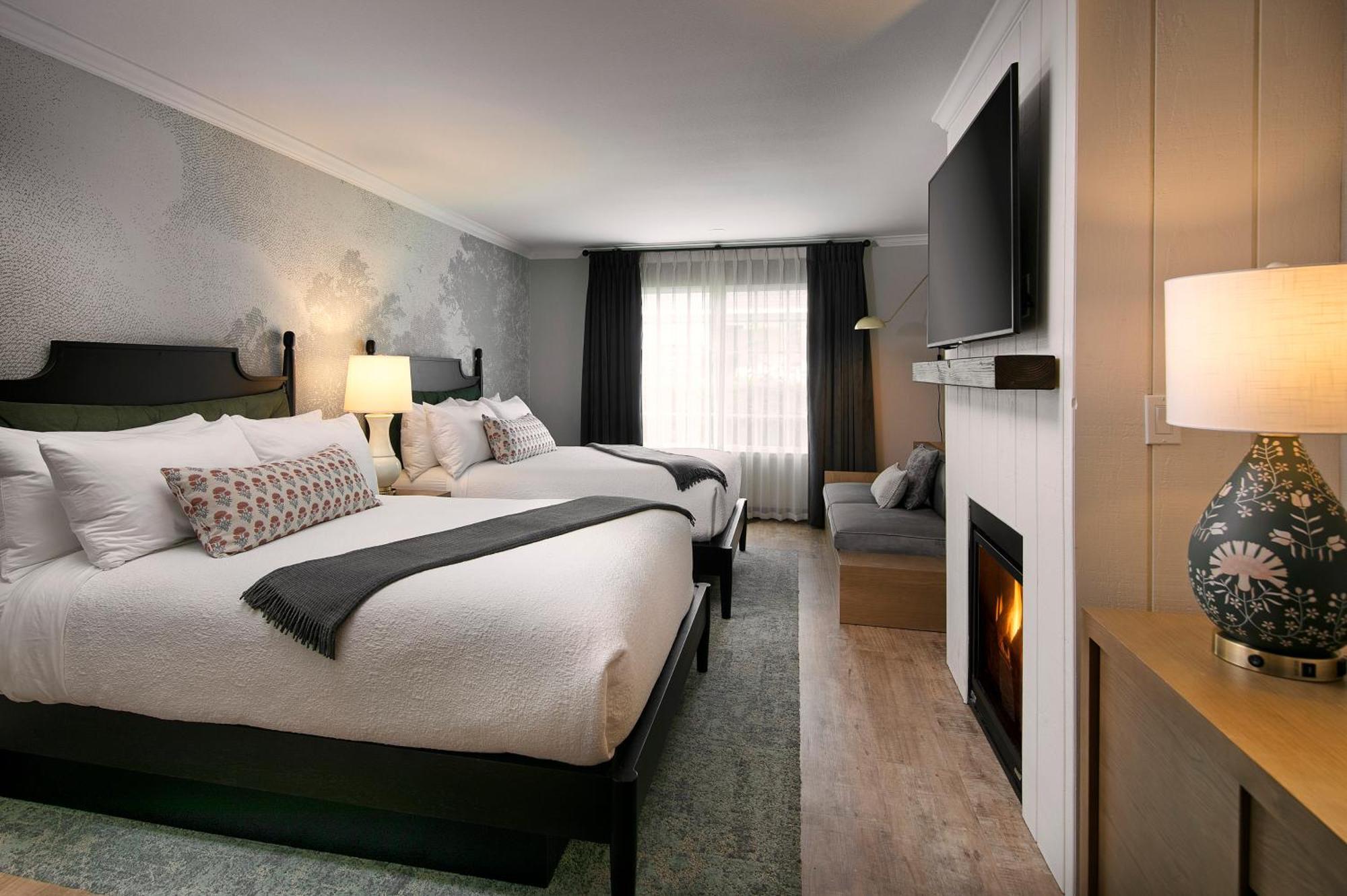 Standard Queen Room Two Queen Beds