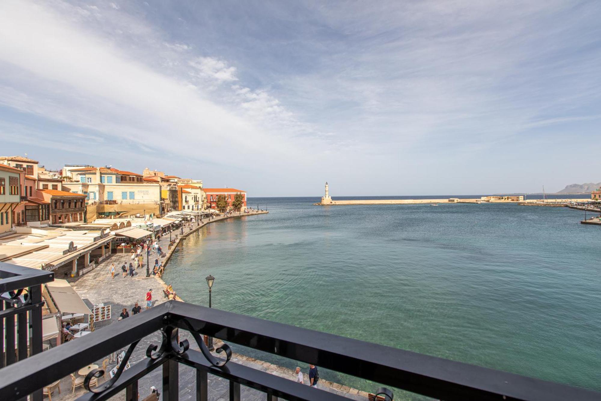 Double or Twin Room Sea View