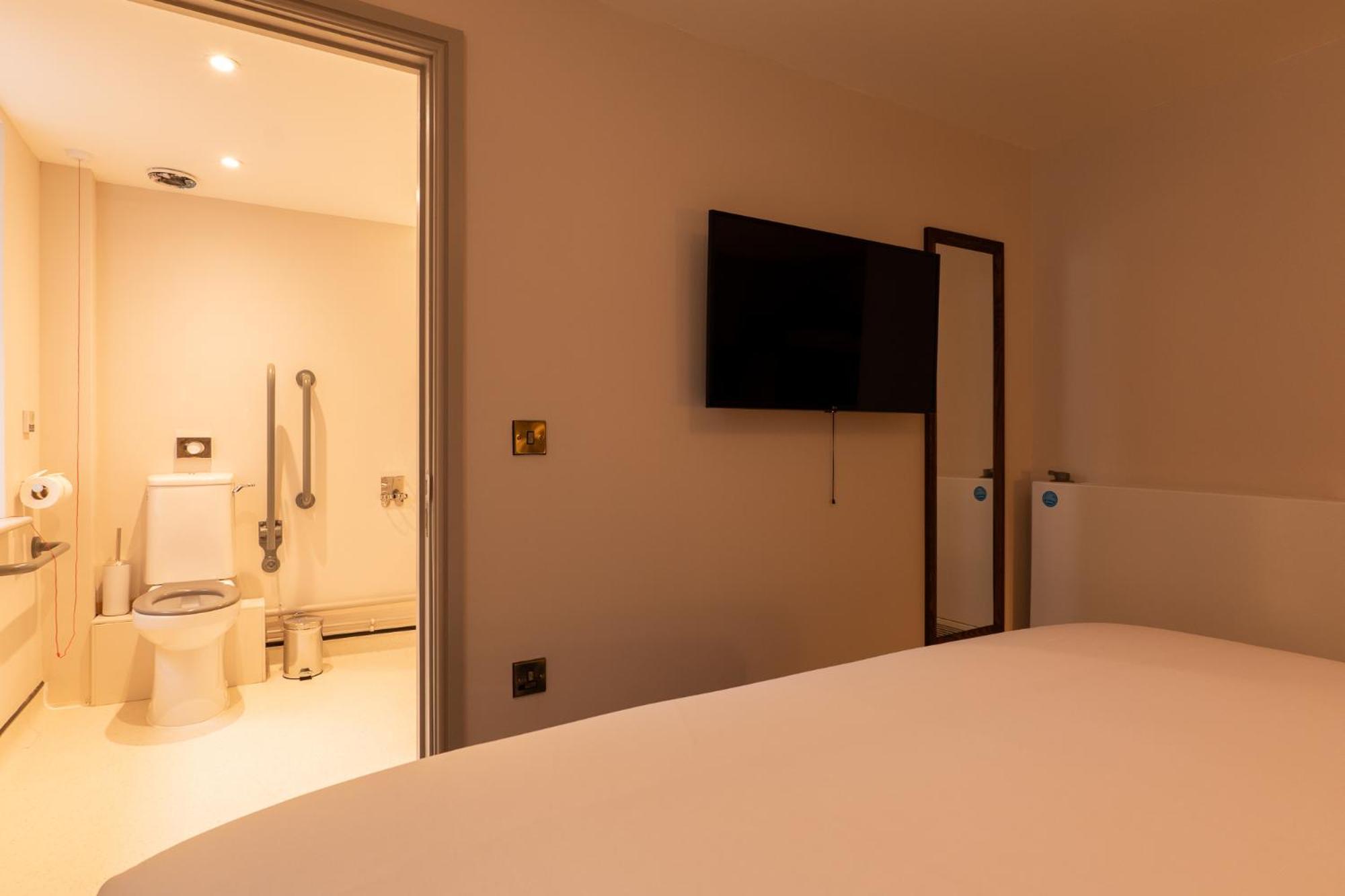 Accessible Double or Twin Room