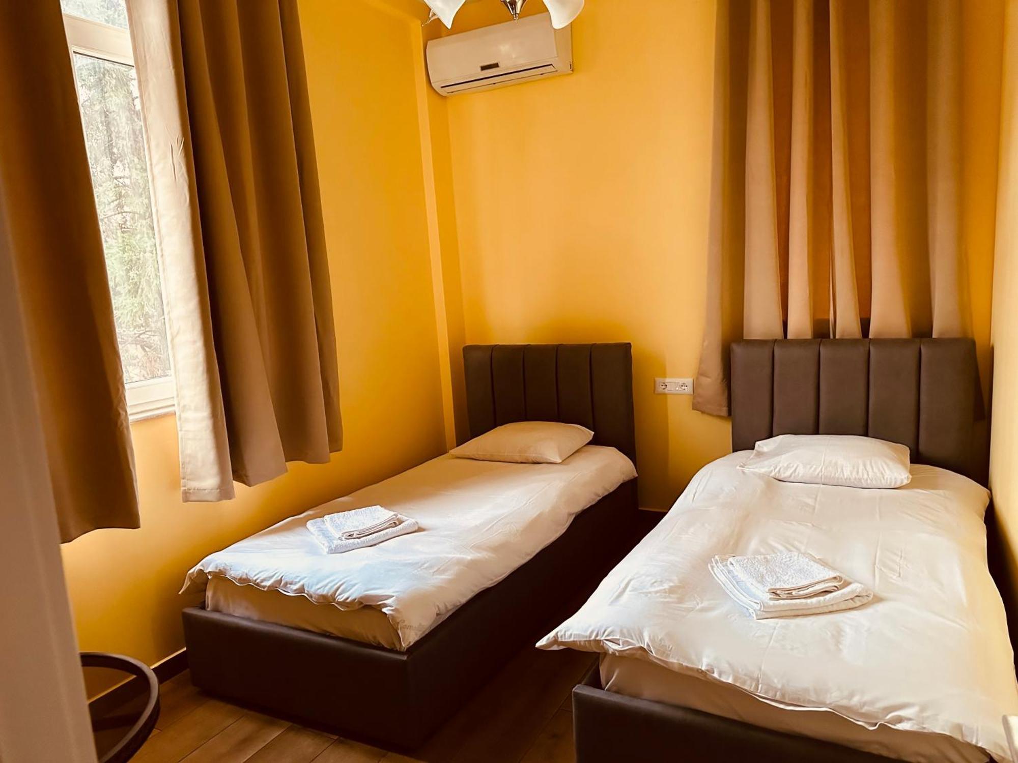 Standard Twin Room,1501068634:JPEG