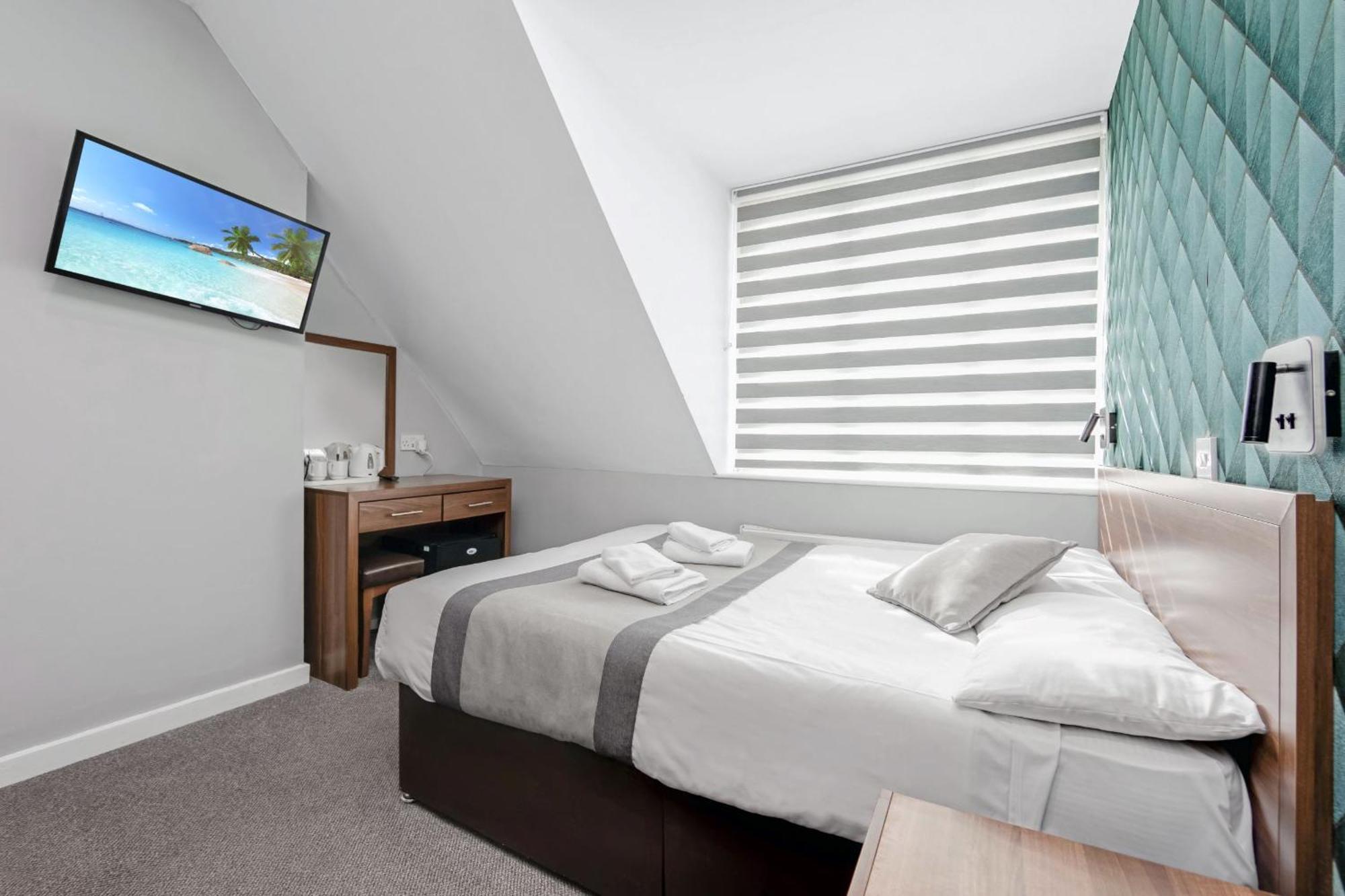 Small Double Room